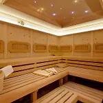 Ederfeld Aparthotel 4*