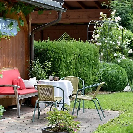 Ederfeld Aparthotel 4*