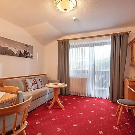 Ederfeld 4*