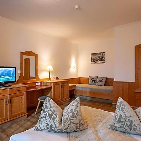 Aparthotel Ederfeld