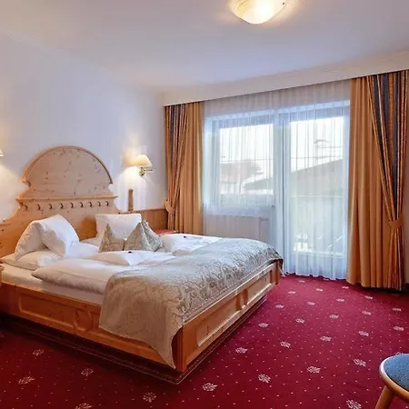 Ξενοδοχείο με διαμερίσματα Ederfeld Mayrhofen