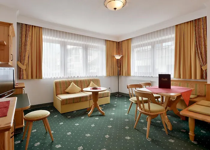 أبارتهوتل اديرفيلد 4* مايرهوفن