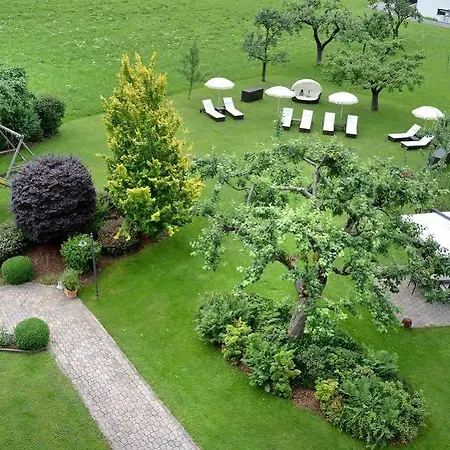 Hotel apartamentowy Ederfeld