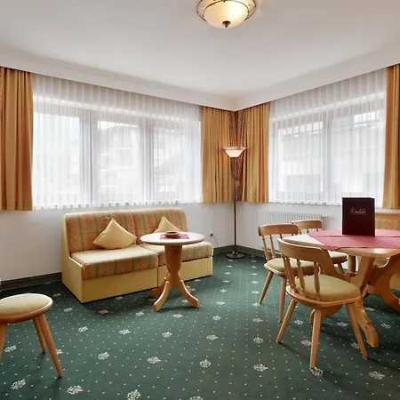 Ederfeld 4* Майргофен